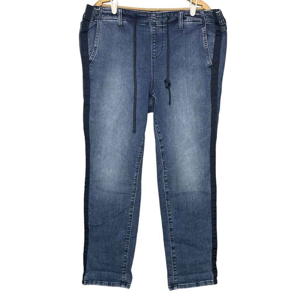 New Torrid Pull-on Boyfriend Straight Super Soft Mid-Rise Jeans 2 2X 18-20 NWT